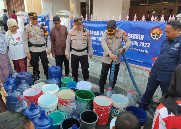 HUT Humas Polri, 2 Hari Berturut Polres Tegal Gelontorkan Bantuan Air Bersih