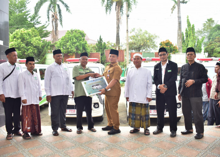 Pemkab Tegal Hibahkan 7 Ambulans ke PCNU: Percepat Akses Layanan Kesehatan Darurat