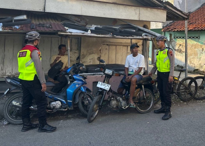 Susuri Gang Sempit, Polisi di Tegal Gencarkan Patroli Bersepeda