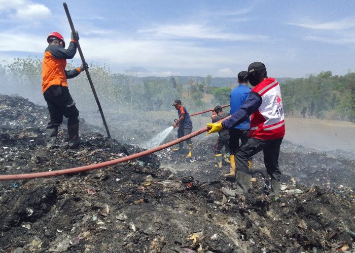 Imbas Kebakaran TPA Penujah, Warga Dermasuci Kabupaten Tegal Banyak yang Sakit Mata dan ISPA