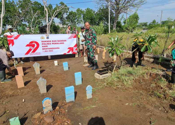Sinergi Polisi dan TNI di Pemalang saat Ikuti Bhakti Religi Polri