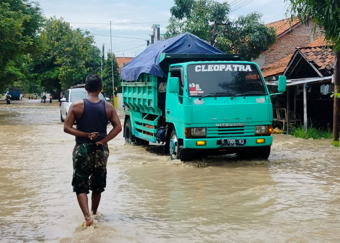 Banjir di Kabupaten Brebes Meluas Hingga 5 Kecamatan, Ribuan Rumah Terdampak