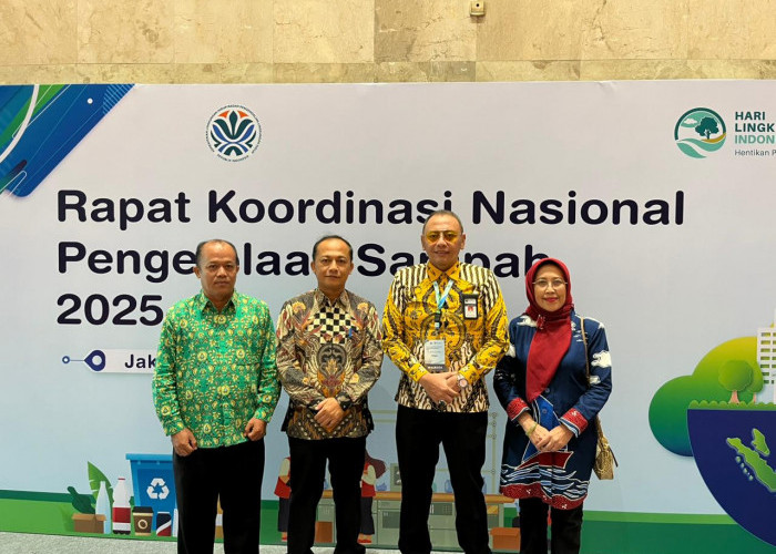 Wali Kota Tegal Dedy Yon Hadiri Rakornas Persampahan