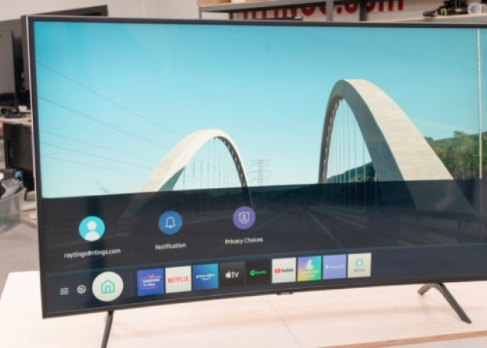Spesifikasi Mumpuni Smart TV Samsung Tizen TU-8300, Kualitas Gambar Terbaik TV Layar Lebar
