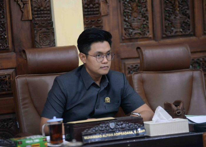 DPRD Kabupaten Tegal Minta Kanopi Pasar Trayeman Segera Diperbaiki, Jangan Tunggu Ada Korban