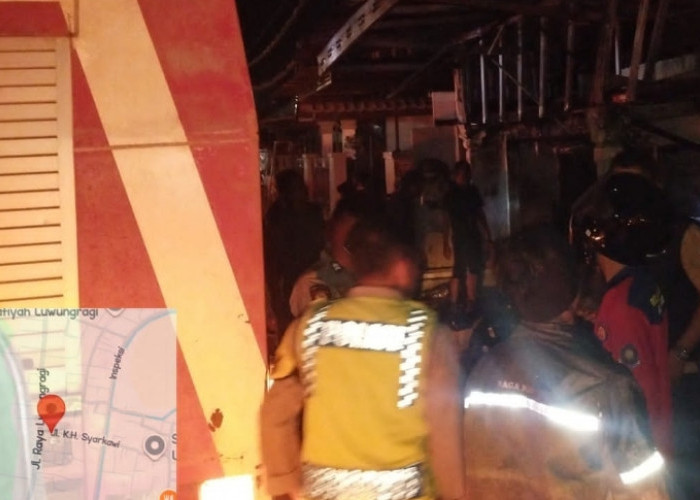 Kebakaran, Toko Sembako di Luwungragi Bulakamba Brebes Hangus Dilalap si Jago Merah