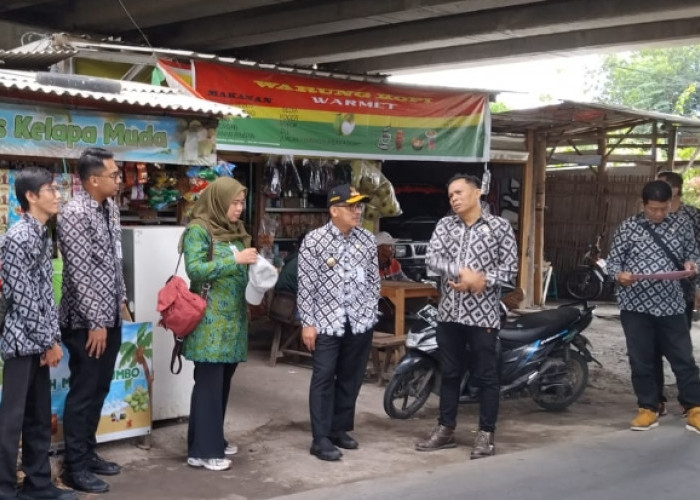 Cek Hasil Perbaikan Jalan di Brebes, Pj Bupati Temukan Titik yang Rusak