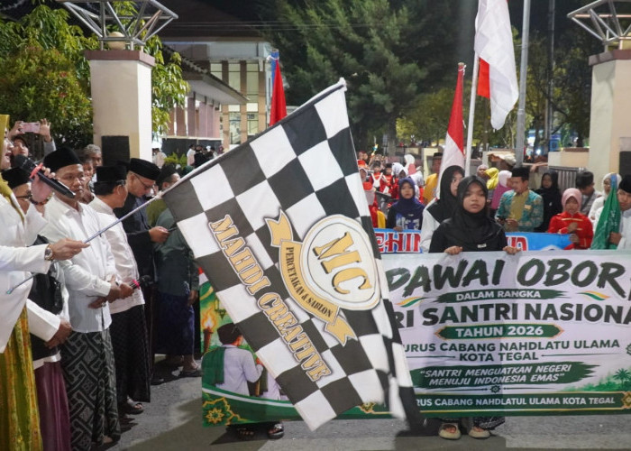 Pawai Obor Hari Santri Kota Tegal Jadi Simbol Cahaya Penerang Budaya Religius