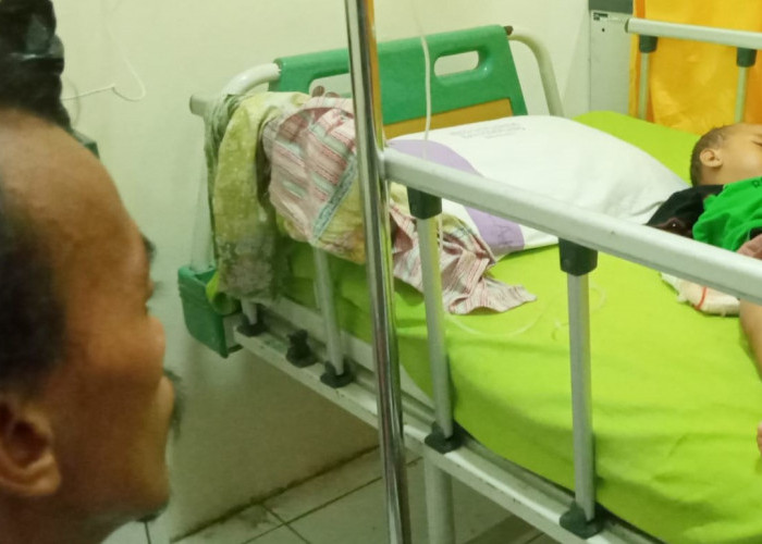 Balita Penderita Penyakit Tumor asal Pemalang Fatah Amrullah Akhirnya Dirujuk ke Semarang 