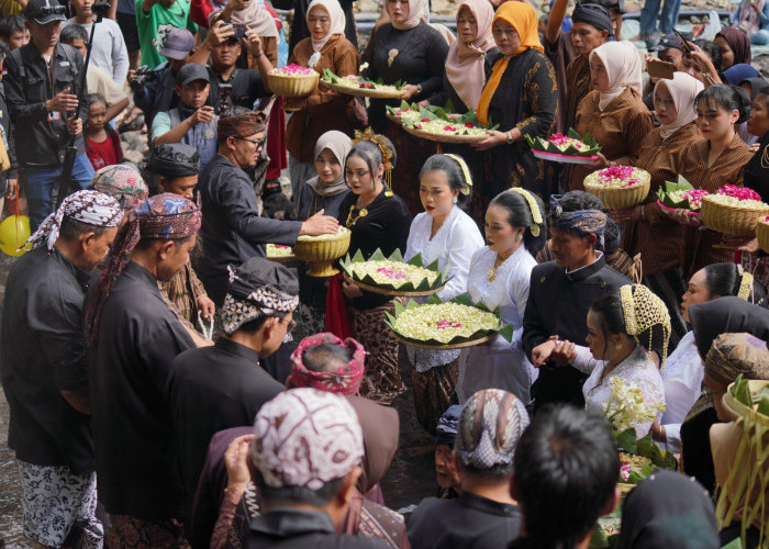 Ruwat Bumi Guci 2026 Jadi Simbol Kebangkitan Wisata Pascabanjir Bandang
