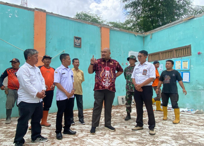 2 Ruang Kelas Ambruk, SDN Cikuning 03 Brebes Minta Perbaikan Segera Dilakukan  