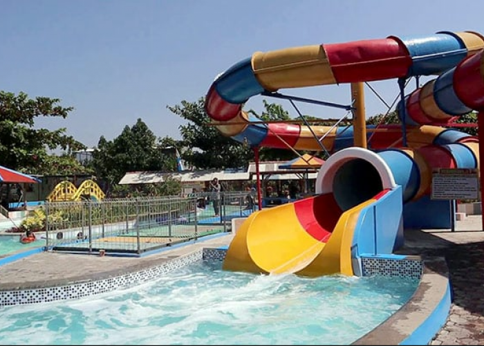 Cirebon Panas? Ini 5 Kolam Renang di Cirebon yang Bikin Badan Segar!