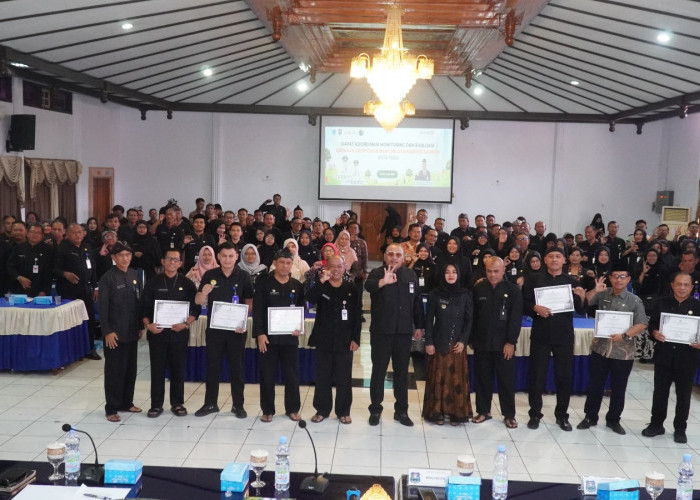 Sukses Tekan Volume Sampah, Pemkot Tegal Beri Penghargaan untuk Sekolah dan Kantor Terbersih
