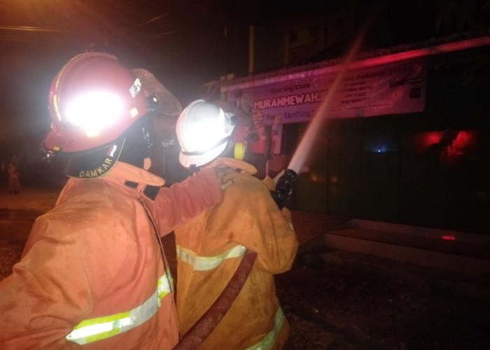 Semalam 2 Kebakaran Terjadi di Brebes, Ruko dan Lahan Ludes Dilalap Si Jago Merah