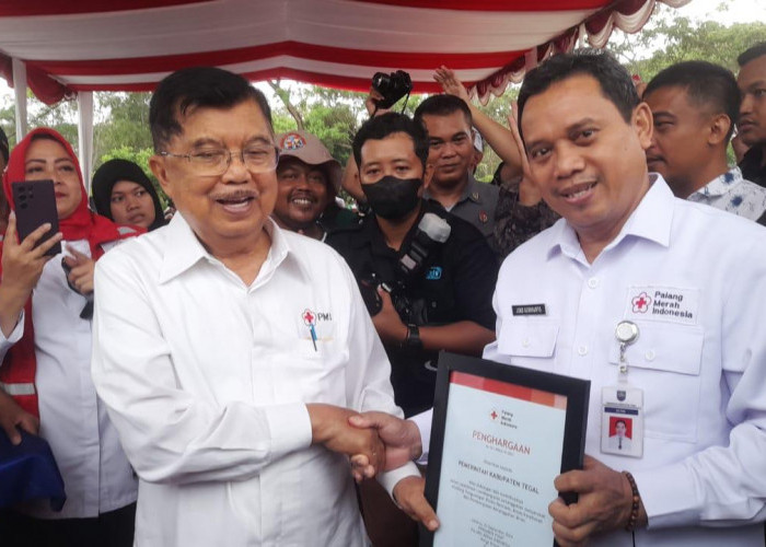 Selamat! Pemkab Tegal dapat Penghargaan dari PMI Pusat Karena Berhasil Kurangi Risiko Bencana  