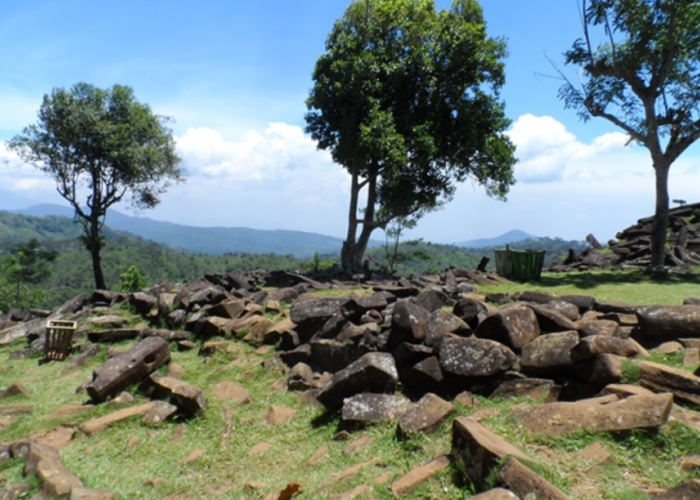 Misteri Batu Lingga di Gunung Padang Cianjur yang Belum Terpecahkan, Bikin Ilmuan Sedunia Tertarik