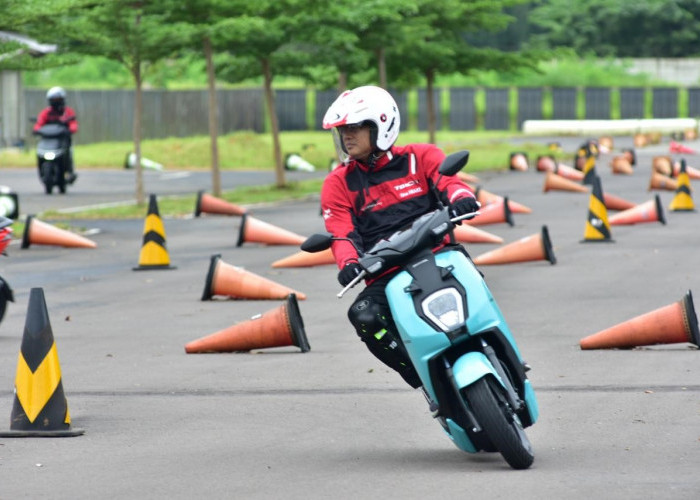 Harga OTR Honda ICON e: dan CUV e: di Jateng, Ternyata Gak Terpaut Jauh dengan Honda PCX Guys 