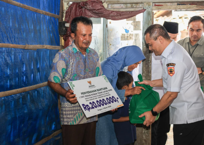Kisah Haru Sukri di Sragen: Rumah Reyot Sejak 1965 Kini Direnovasi Ahmad Luthfi