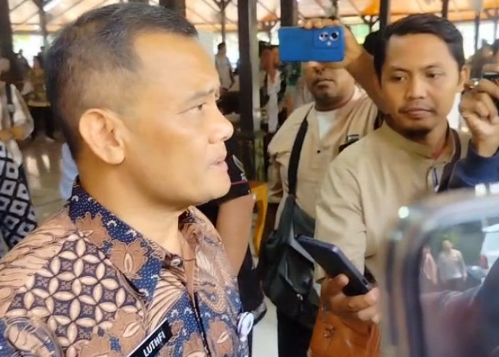 Kunjungan ke Brebes, Gubernur Jateng Tanggapi ASN yang Gunakan Presensi Ilegal