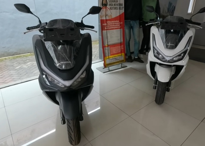 Perbedaan Mencolok Fitur Honda PCX 160 ABS dan CBS