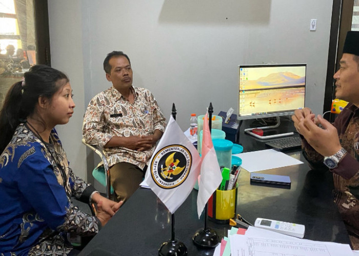 Pengalaman  Dewi dan Giarto, 2 ASN Nonmuslim Jadi Petugas Bus Pemulangan Haji Asal Brebes