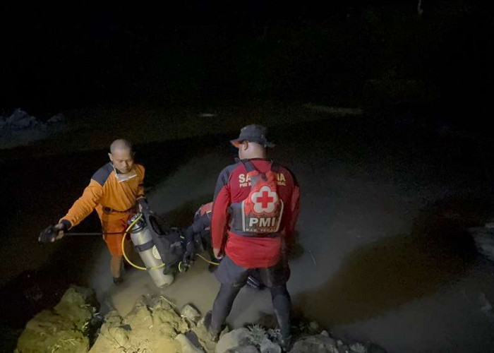 Terkendala Pencahayaan, Pencarian Pelajar di Tegal yang Tenggelam Saat Ngonten Dilanjutkan Besok
