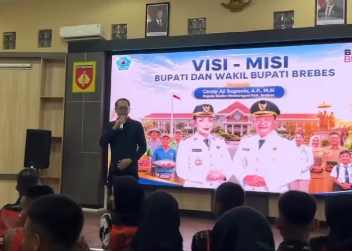 Kepala Bakesbangpol Bekali Calon Paskibraka dengan Wawasan Pembangunan Daerah