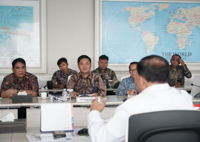 Percepat Ekonomi Pesisir Kabupaten Tegal, Bupati Usul Kampung Nelayan ke KKP