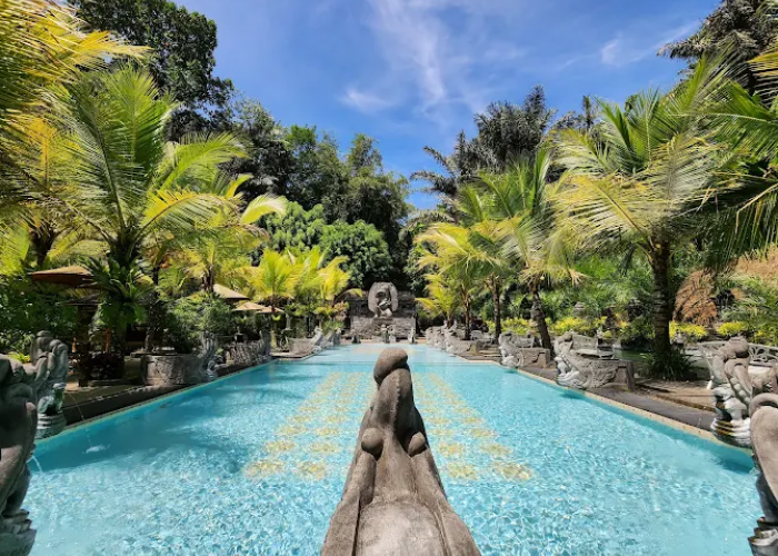 10 Tempat Foto Prewedding Paling Romantis di Malang, dari Lembah Tumpang hingga Pantai Tiga Warna