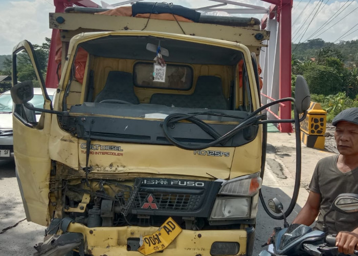 Kecelakaan Beruntun 6 Kendaraan di Lingkar Bumiayu Brebes, 1 Sopir Terjepit