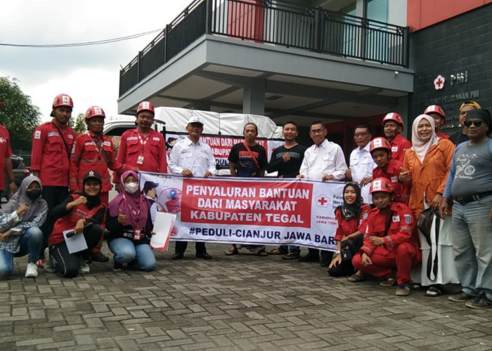 PMI Kabupaten Tegal Salurkan Logistik dan Berangkatkan 7 Relawan untuk Korban Gempa Cianjur