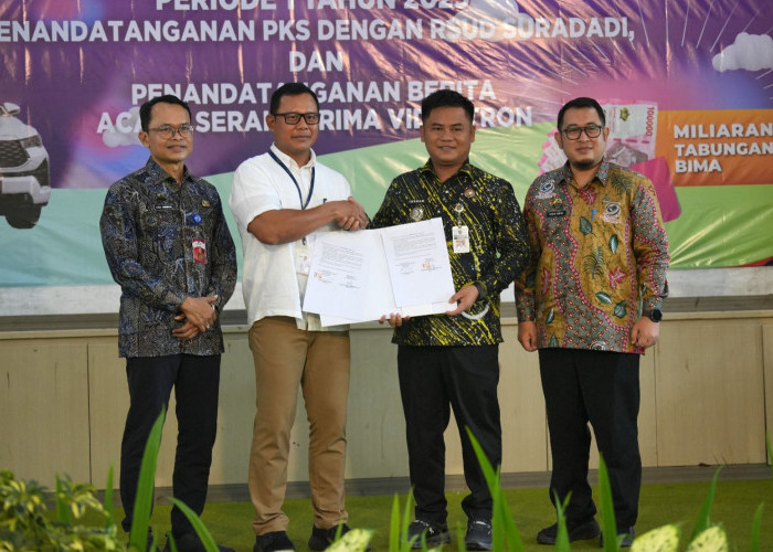 Pemkab Tegal Terima Videotron Bank Jateng Dukung Layanan Informasi Publik dan Literasi Keuangan Masyarakat