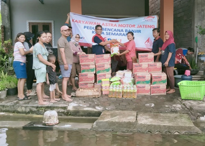 Astra Motor Jateng Salurkan Bantuan Bagi Korban Banjir Semarang 