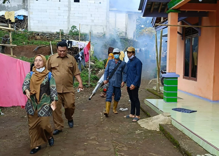 20 Warga Jatinegara Tegal Terjangkit DBD, Tomas Rela Fogging Sendiri 