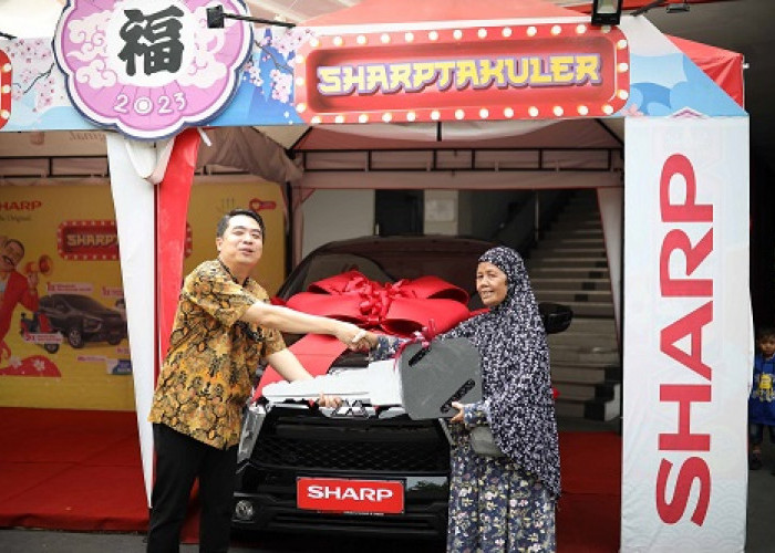 Sharp Indonesia Serahkan Hadiah 2 Unit Mobil Kepada Pemenang  Program Undian Sharp Spektakuler