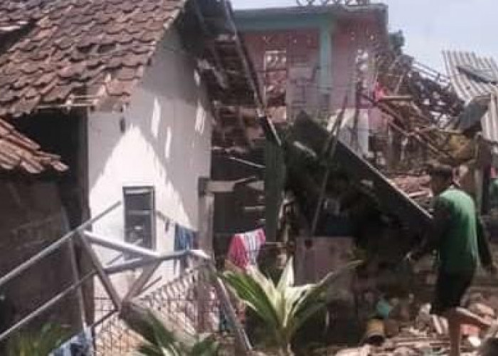 Dua Warga Cianjur Meninggal Dunia Pasca Gempa 5,6 Magnitudo