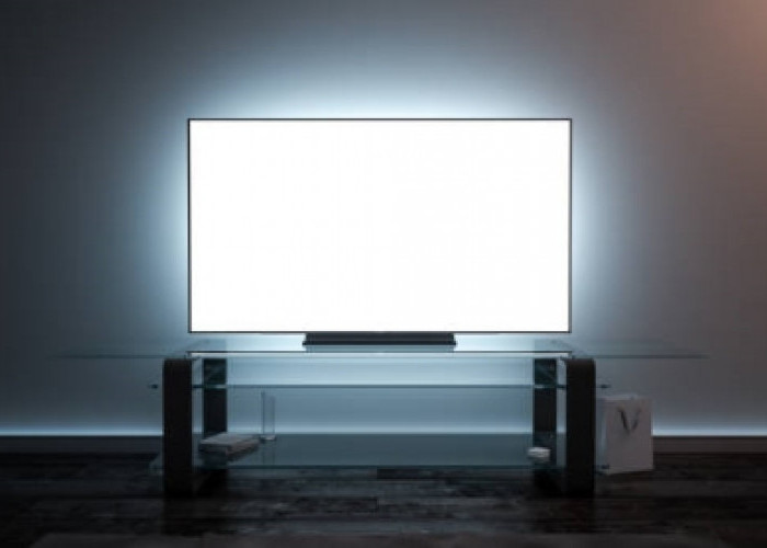 4 Merk TV LED Layar 43 Inch Kualitas Terbaik, Buat Pengalaman Nonton Lebih Luas