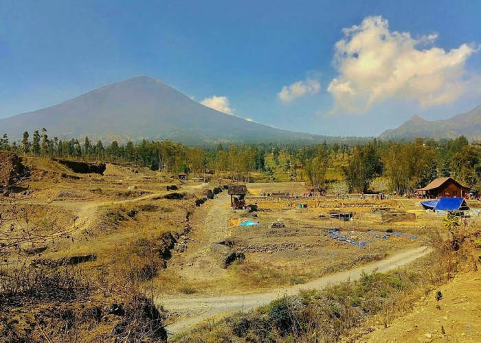 Temuan situs Liyangan di Lahan Penambangan Pasir Lereng Gunung  Sindoro, Ubah Desa Purbosari Jadi Desa wisata