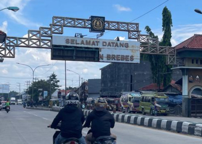 Tulisan Selamat Datang di Gapura Kabupaten Brebes Rusak, Wacana Perbaikan Tahun Ini