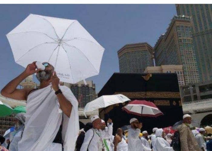 Mulai Berangkat 12 Mei 2024, Jemaah Haji Indonesia Diminta Waspadai Cuaca Saudi yang Sangat Panas 