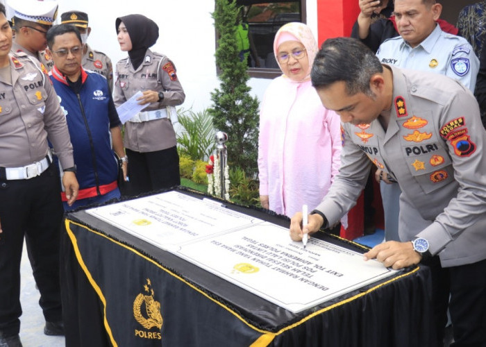 Ada Robot Knalpot Brong di Exit Tol Adiwerna Tegal, Kapolres: Edukasi Masyarakat Tertib Berlalu Lintas