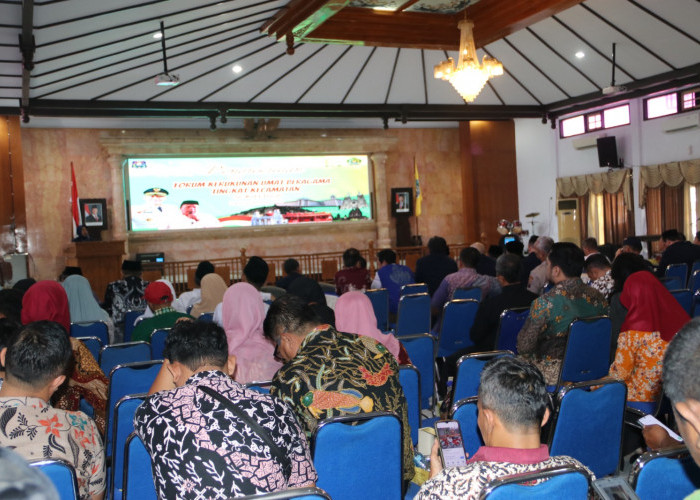 Wali Kota Tegal Hadiri Pengukuhan FKUB Tingkat Kecamatan