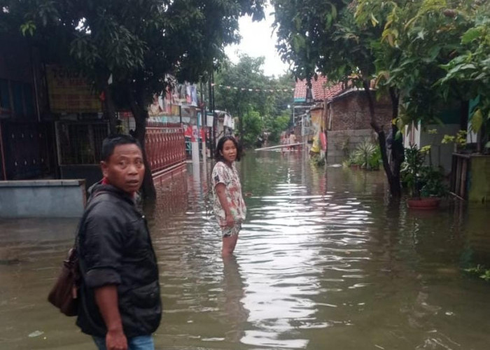 Kota Tegal Banjir, Puluhan Warga Mengungsi ke Tempat Aman