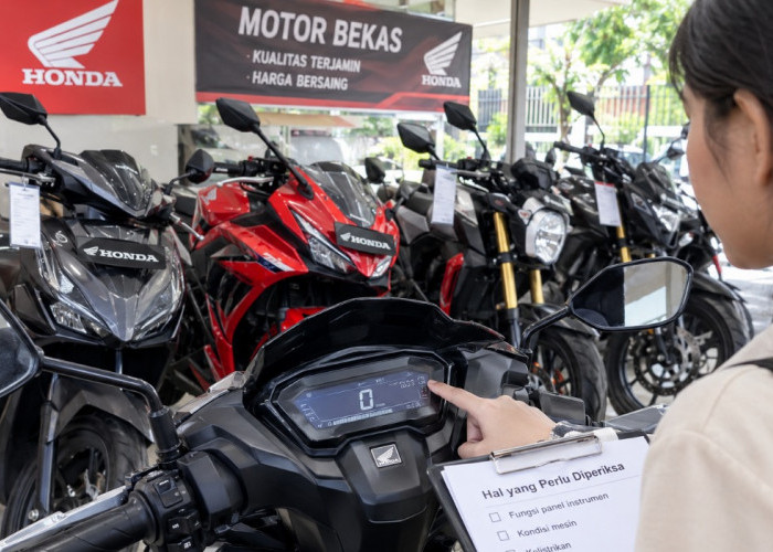 Cari Motor Honda Bekas dengan Panel Digital? Cek PCX 160 hingga CB150R Streetfire