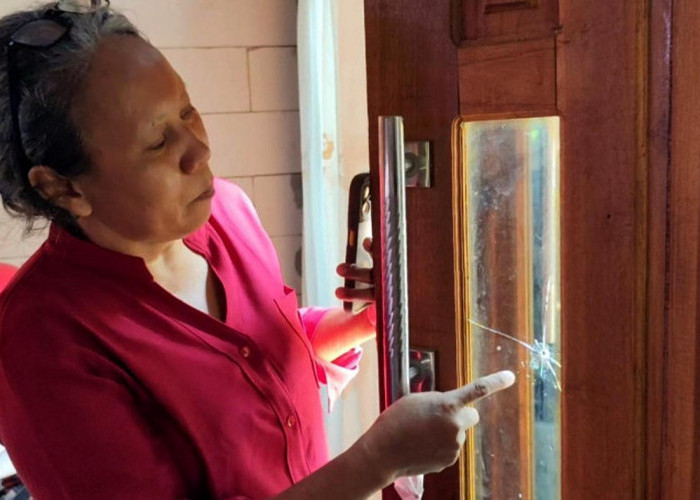 Pintu Rumah Warga Pati Ditembak OTK Jelang Aksi Demo Jakarta