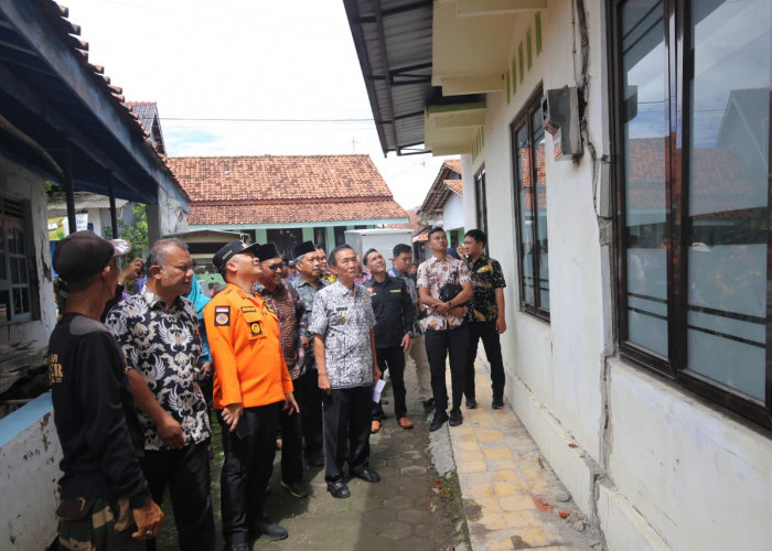 Bencana Tanah Bergerak di Kajen Kabupaten Tegal, Bupati Bujuk Warga Terdampak untuk Relokasi