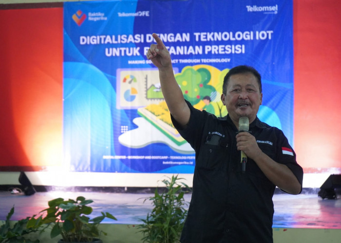 Baktiku Negeriku Telekomsel Pertegas Dukungan Digitalisasi Pertanian untuk Petani di Berbagai Daerah