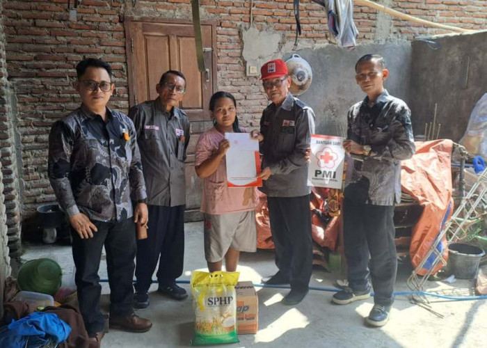 Rumah Ambruk di Tegal Akibat Bangunan Lapuk, Korban: Alhamdulillah Kami Selamat 