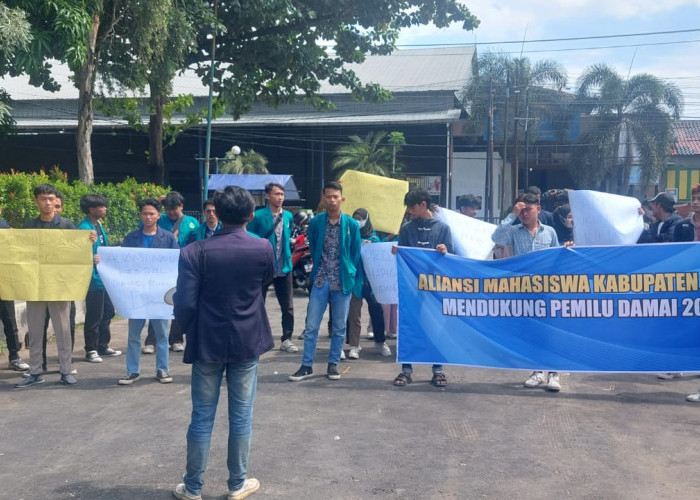 Aliansi Mahasiswa Kabupaten Tegal Turun ke Jalan Jelang Pemilu 2024, Korlap: Jangan Termakan Hoaks!  