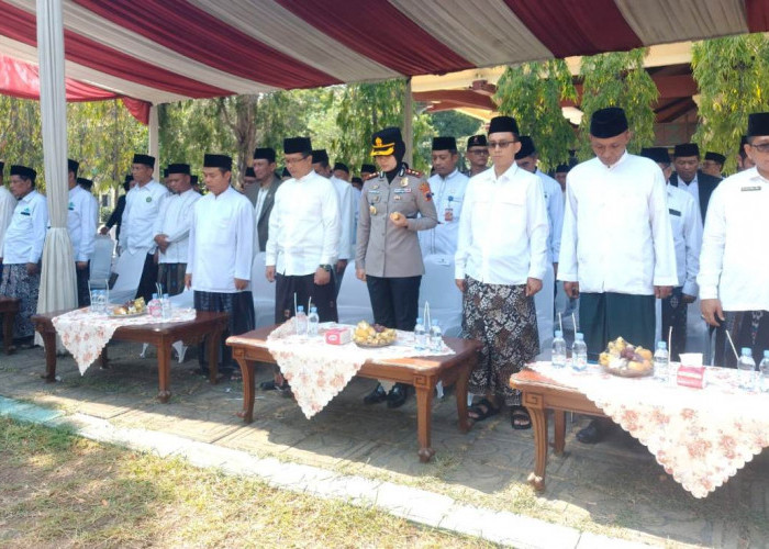 Hari Santri 2026 Kabupaten Tegal, Bupati Dorong Santri Kuasai Teknologi dan Kewirausahaan